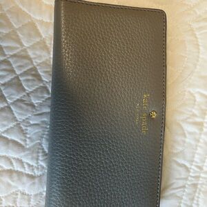 Kate Spade Gray Leather Wallet